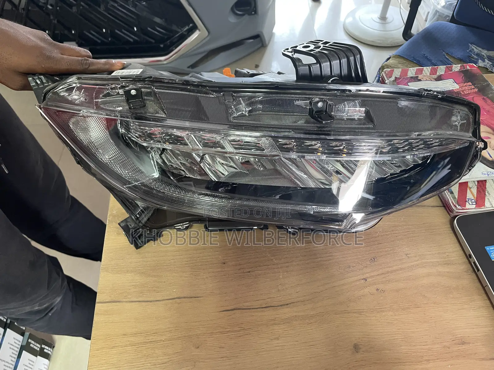 Honda Civic 2017 Head Light