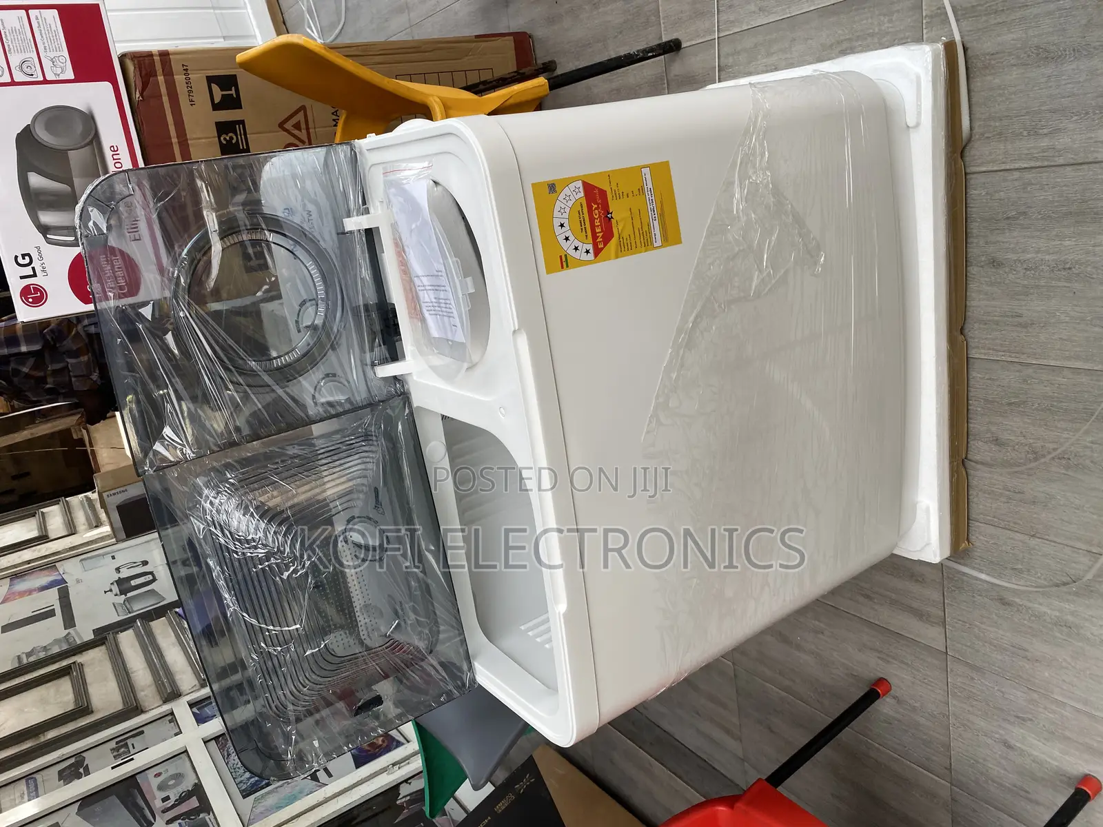 Experience Glamorous Cleaning With the Nasco 10kg Twin Tub