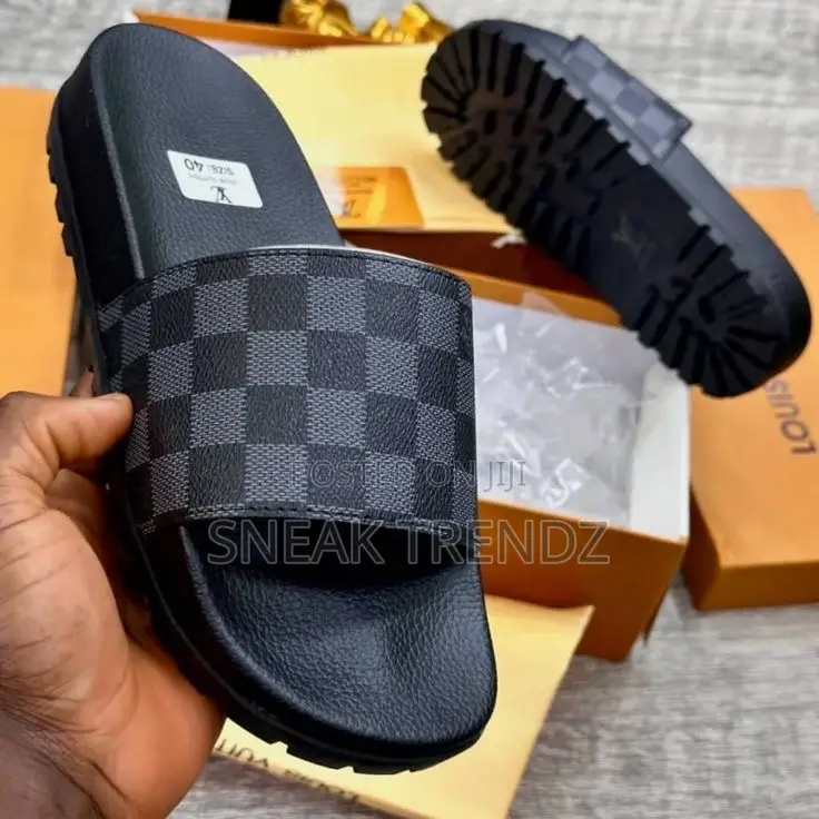 Louis Vuitton Lv Slide Black Grey N Brown