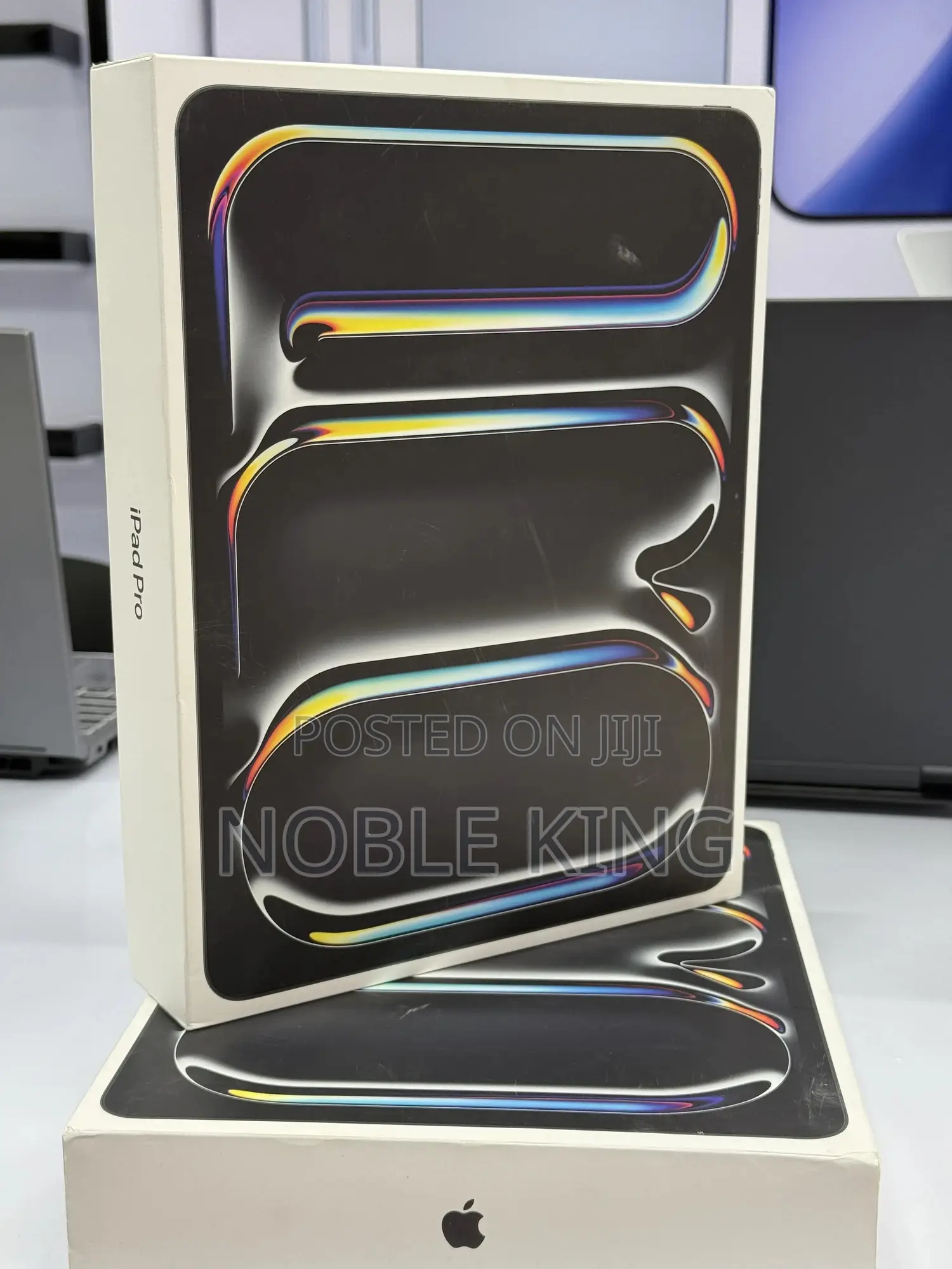 New Apple iPad Pro 13 (2024) 256 GB Black