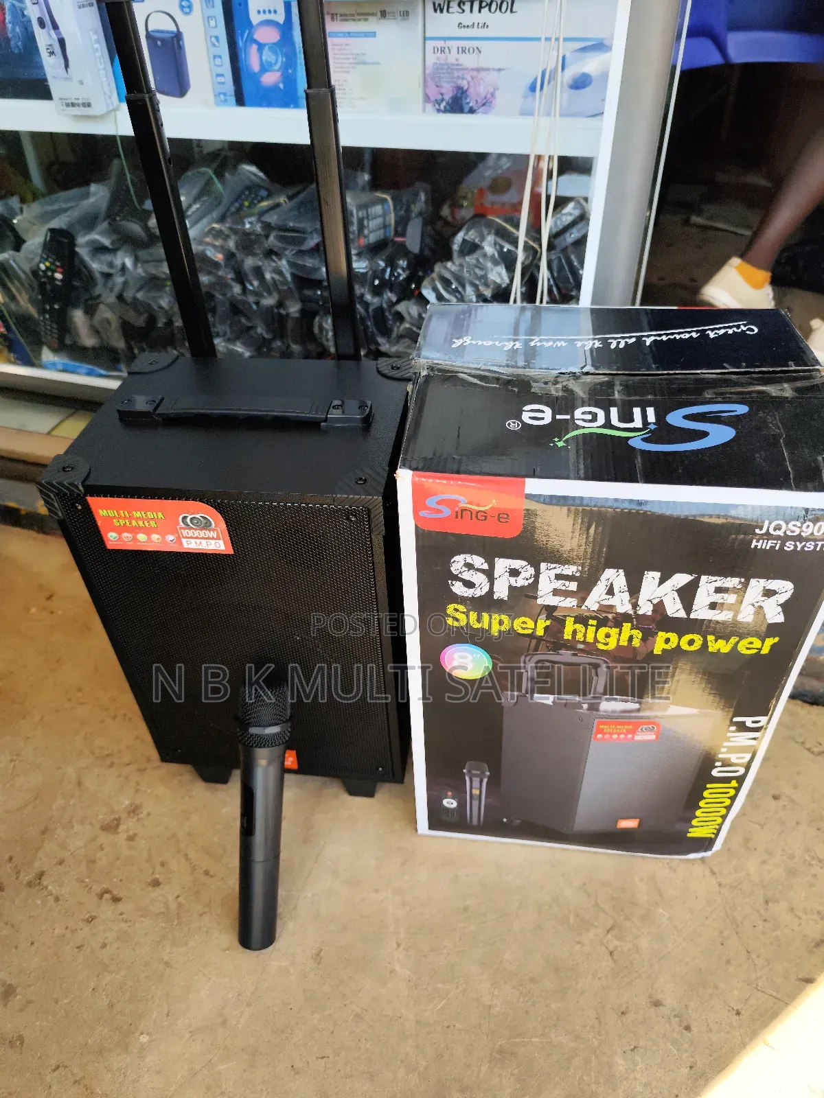 Portable High Power Bluetooth Subwoofer With 1 Microphone