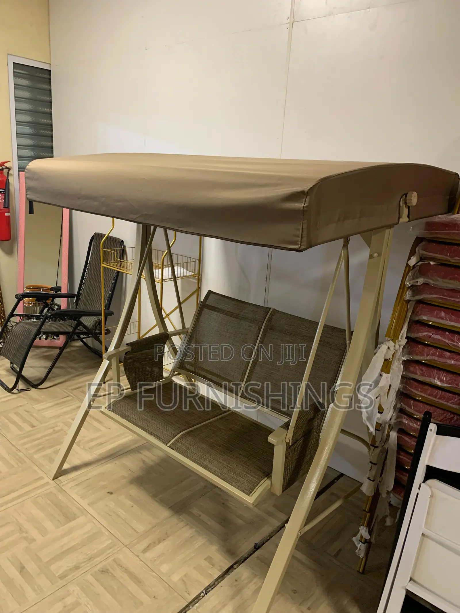 Outdoor Swinging Chair