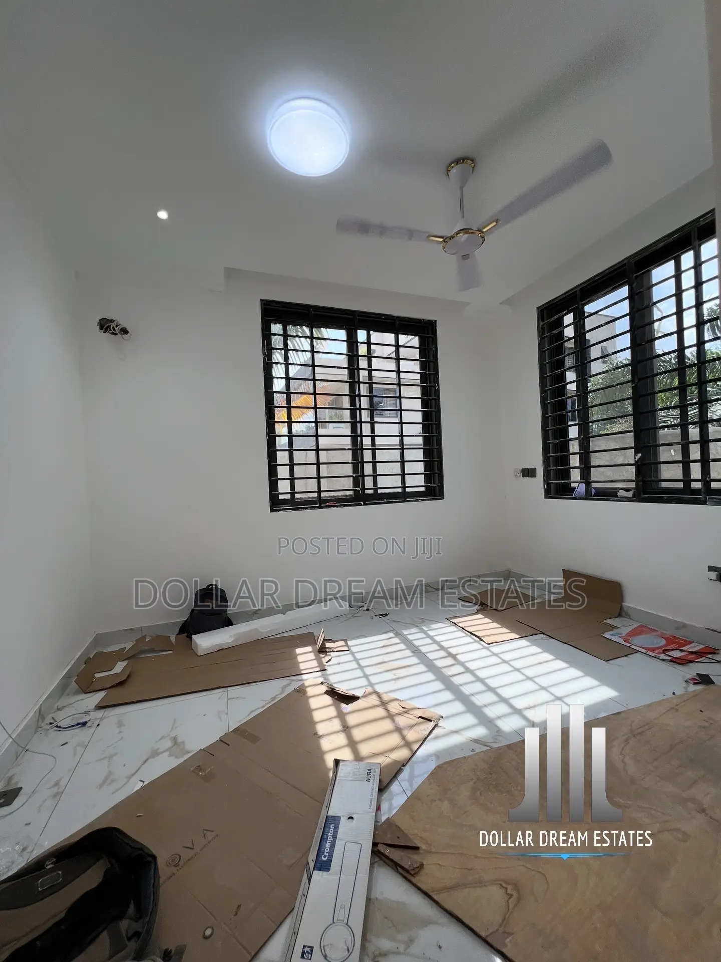 3bdrm Townhouse / Terrace in North Legon for rent