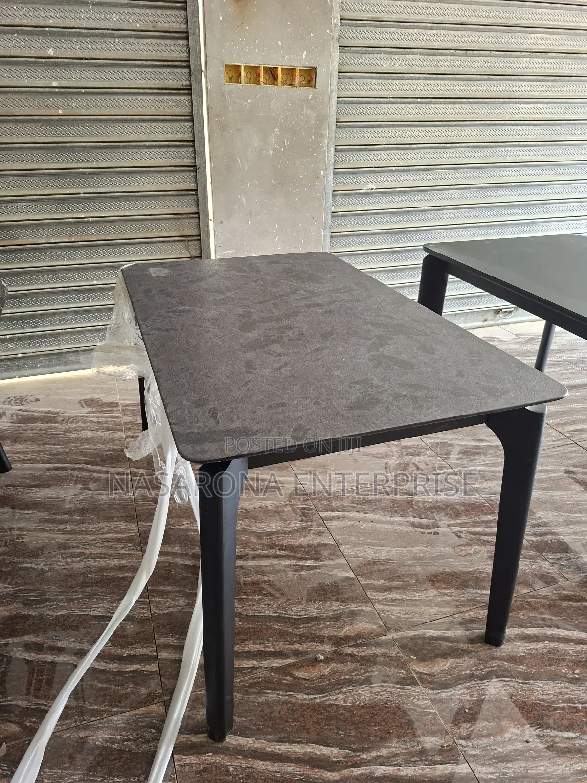 Laminated Top Marble Dinning Table 45.3x25 5 Inches