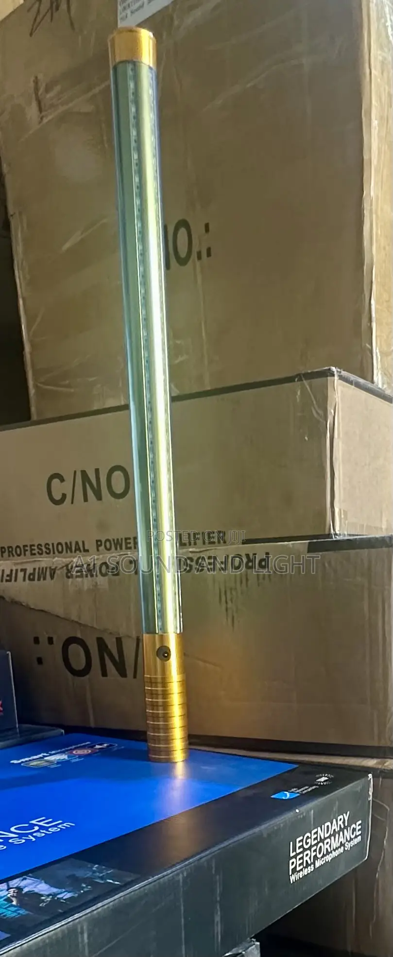 60cm Led Champagne Baton Gold