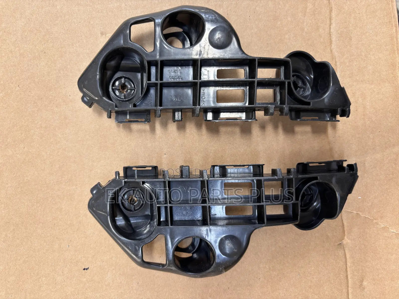 Toyota Camry Front Bumper Lockers 2018 2019 2020 2021