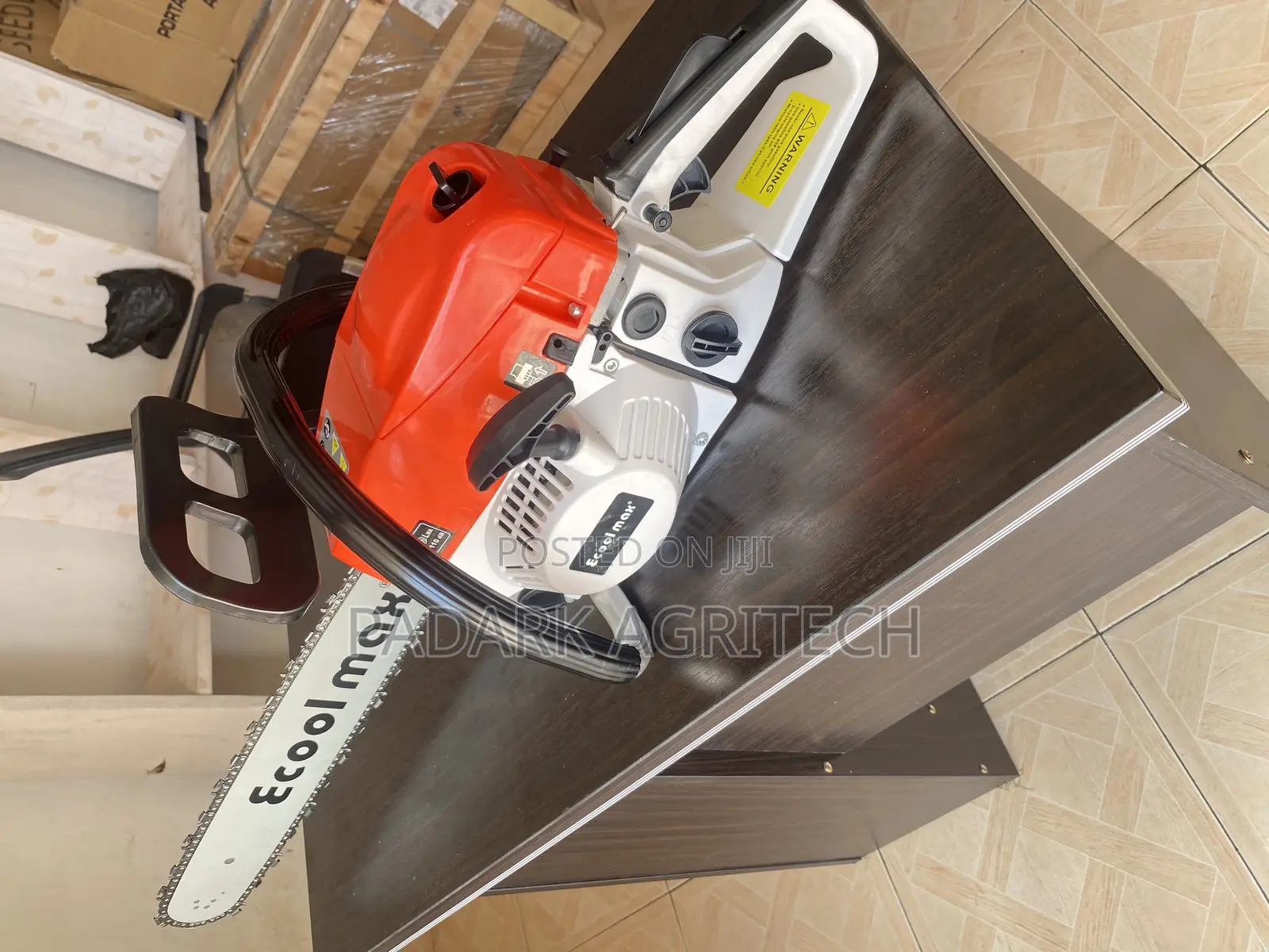 Dorma Chainsaw