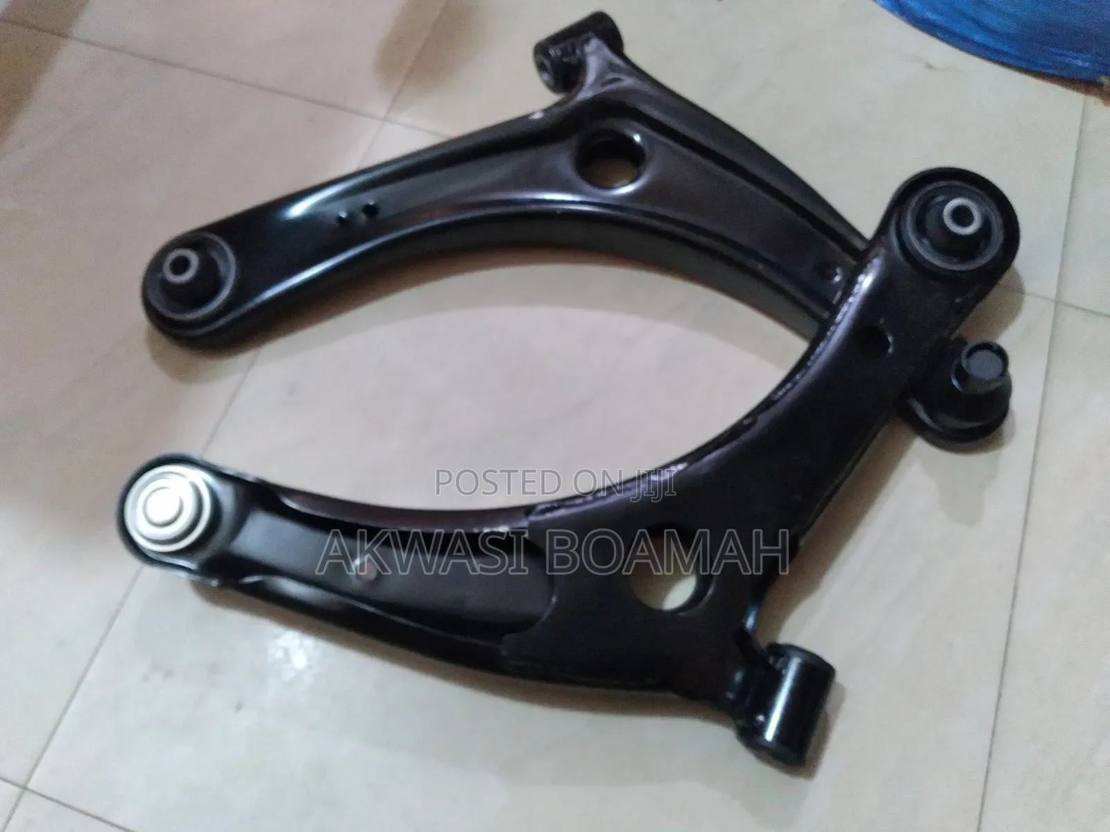 Mitsubishi Outlander 2016/ 20 Lower Arm Control Pair