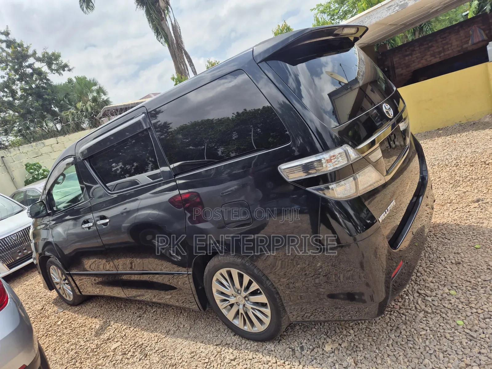 Toyota Vellfire 2014 Black