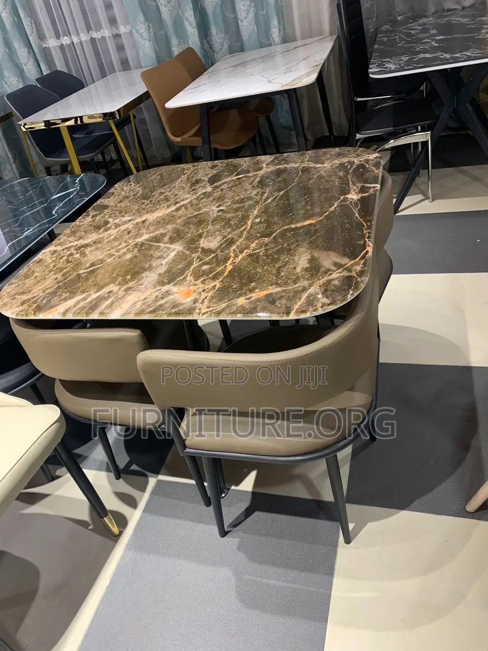 4 Set Luxury Dinning