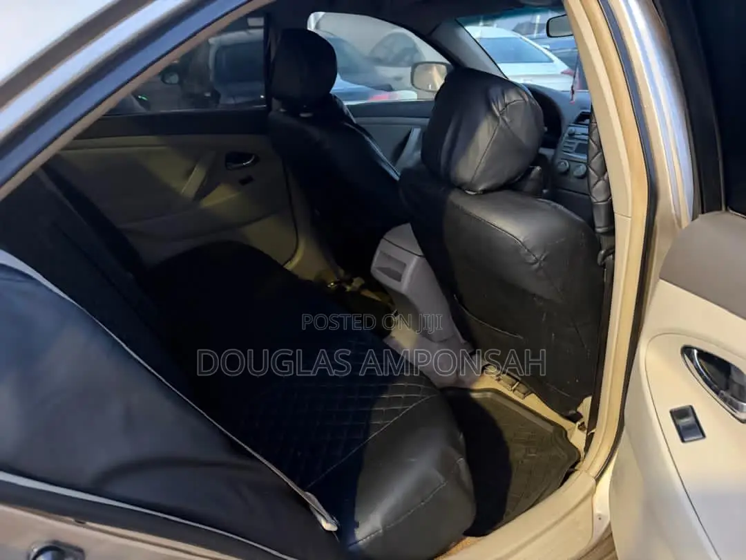 Toyota Camry 2009 Gold
