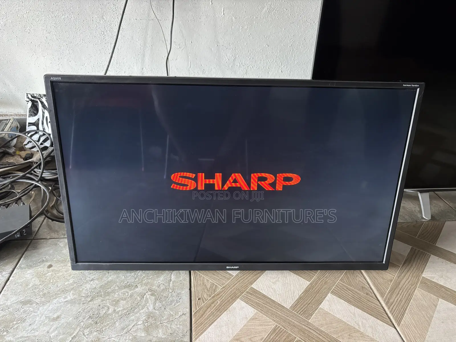 Sharp 32 Inches Smart,Digital Satellite ,Netflix,Youtube Tv