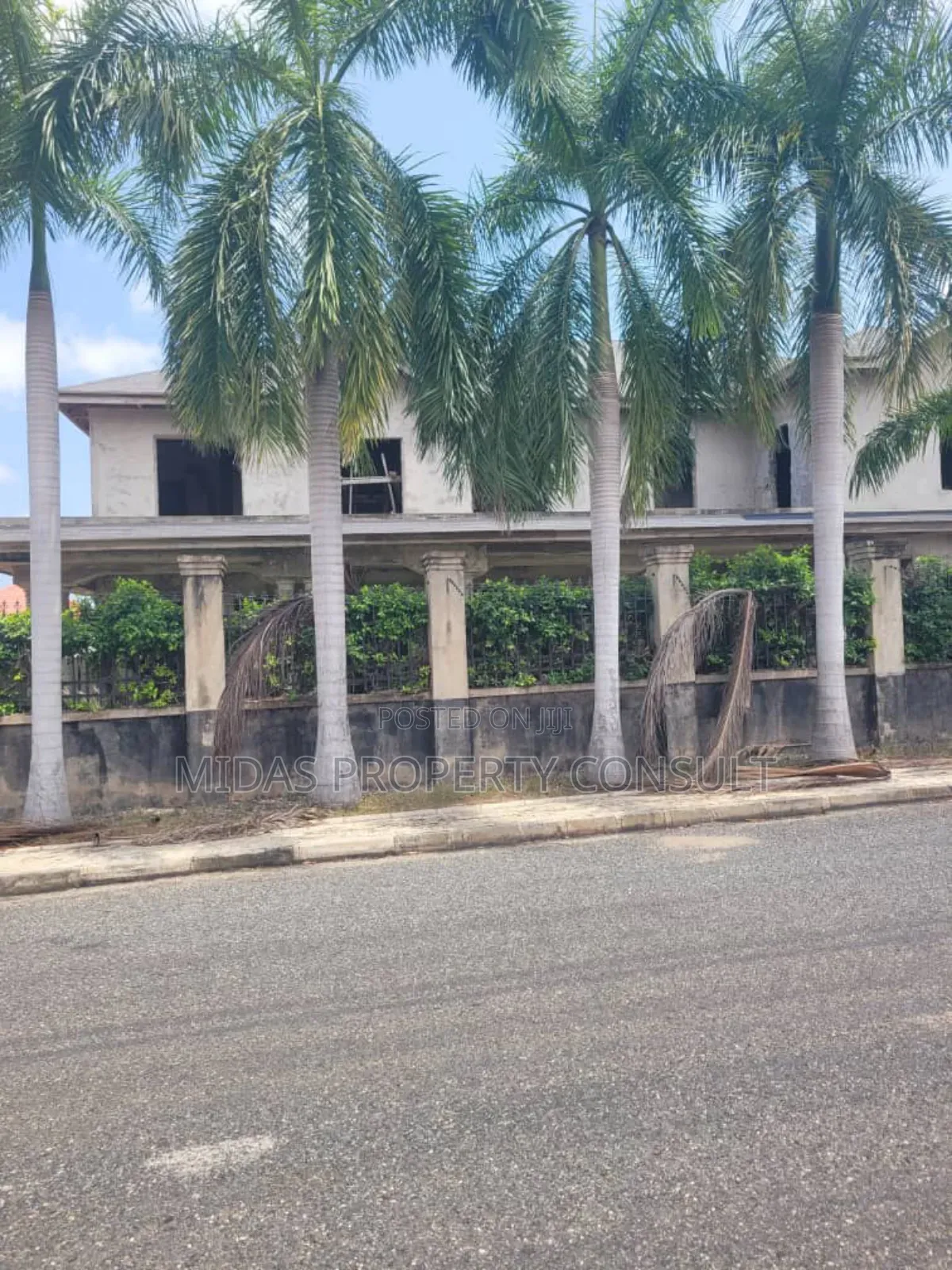 5bdrm Mansion in Airport Hills, Accra Metropolitan for sale