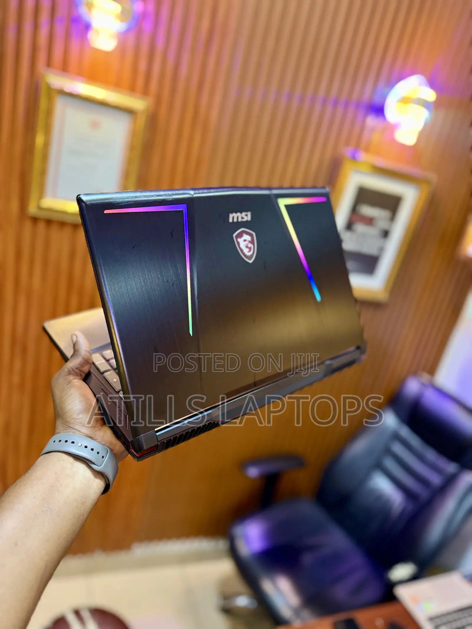 Laptop MSI GE63 Raider RGB 8RE 16GB Intel Core i7 SSD 512GB