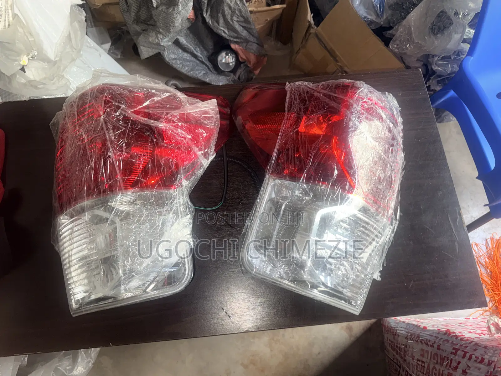 Toyota Tundra 2007/2008/2009/2010/2011/2012/2013 Tail Lights Pair