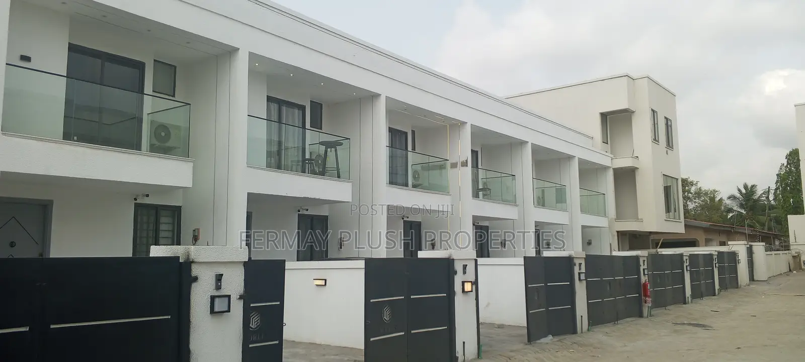 2bdrm House in Ashale Botwe, Accra Metropolitan for sale