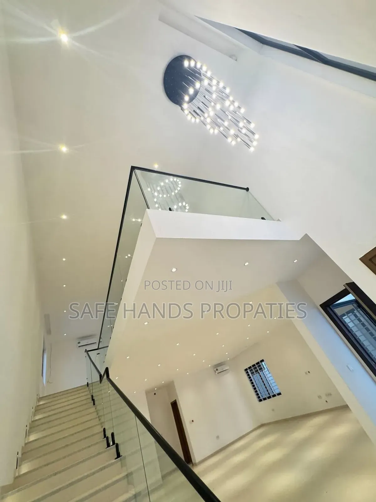 4bdrm Duplex in Accra Metropolitan for sale