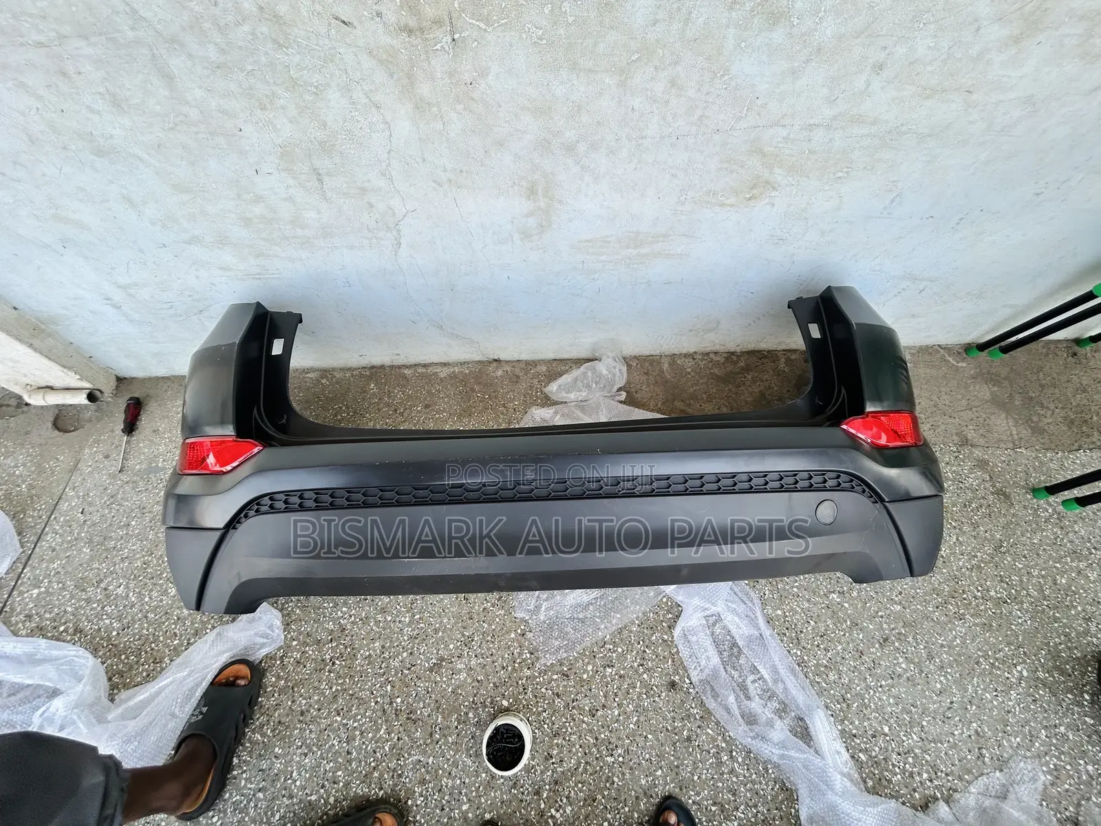 Hyundai Tucson 2016 2017 2018 Back Bumper Complete