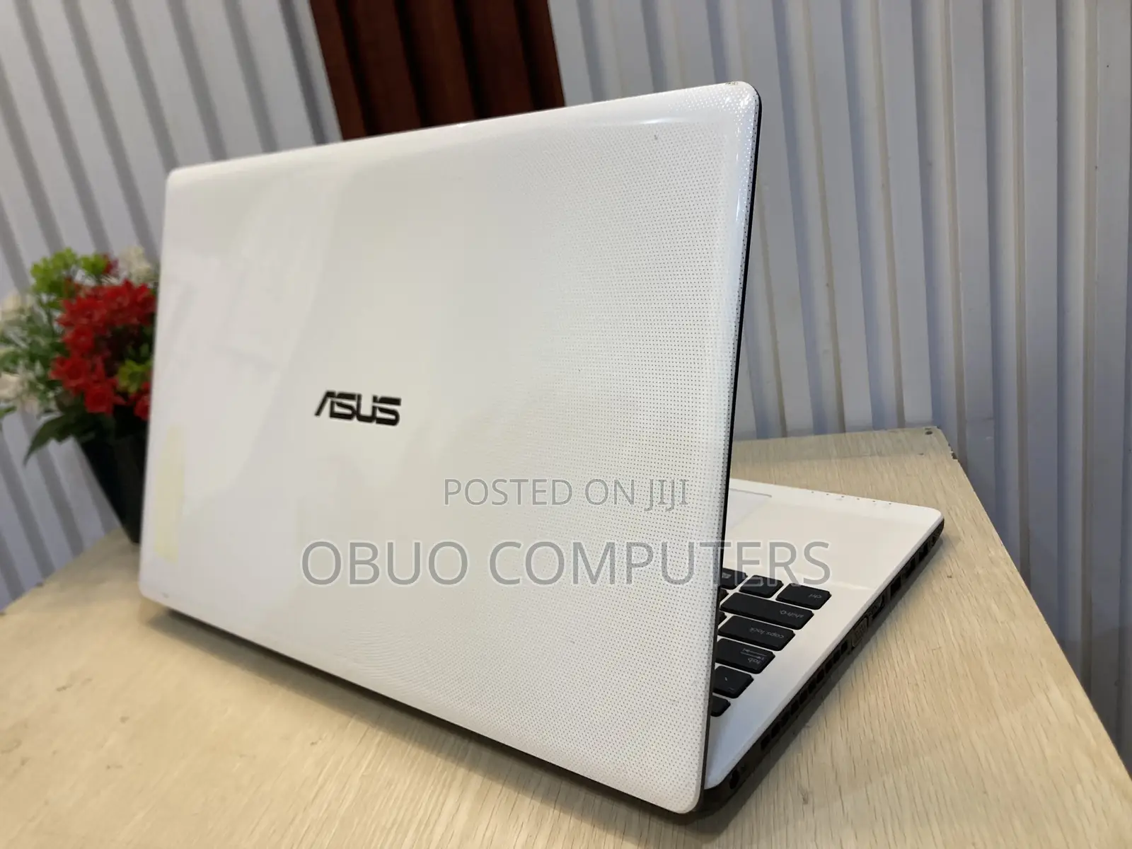 Laptop Asus X550LA 4GB Intel HDD 500GB