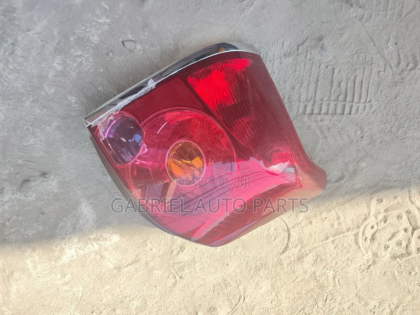 Toyota Avensis Tail Light 2006