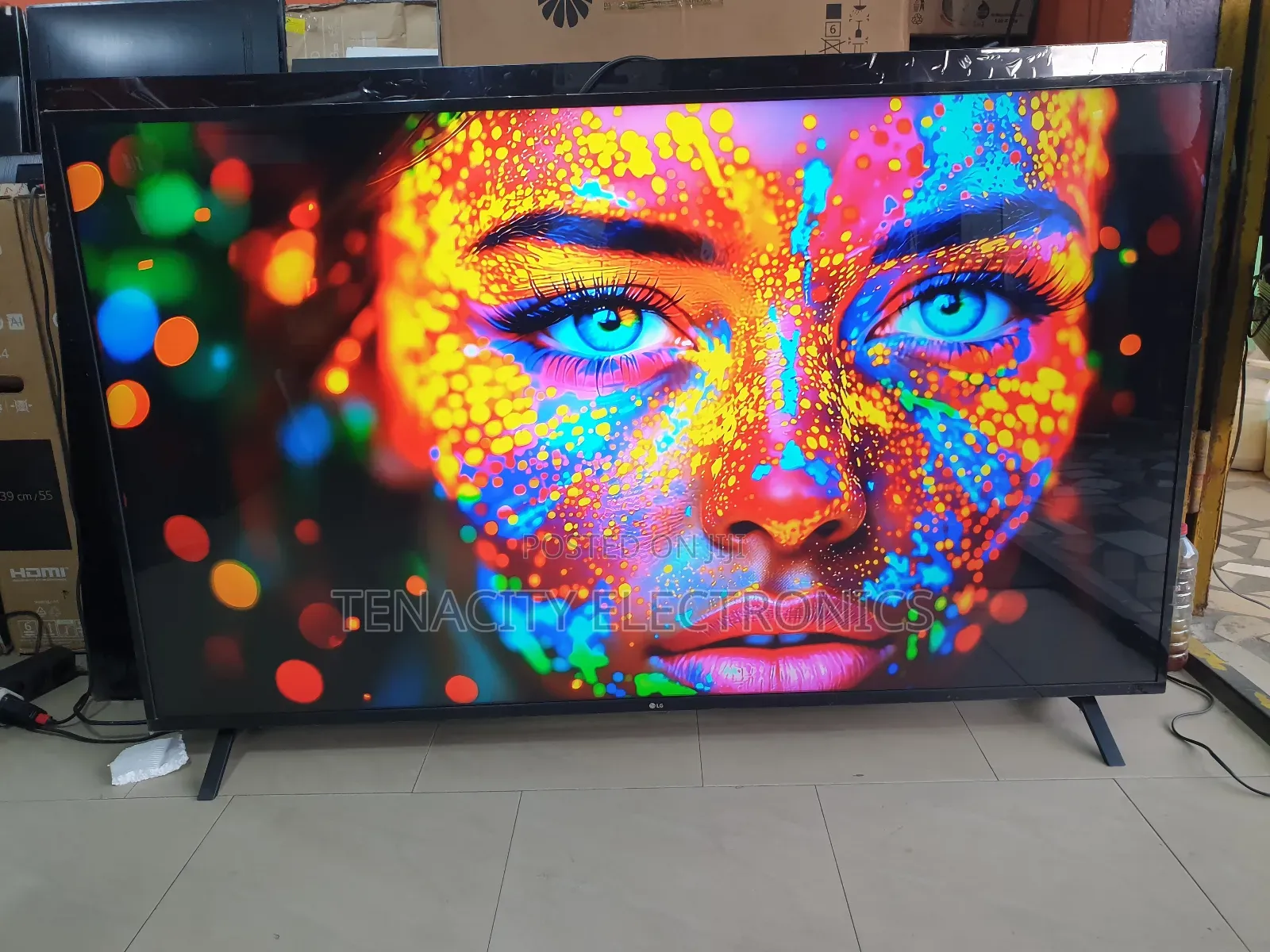 Lg 65"Uhd HDR Smart Satellite Tv