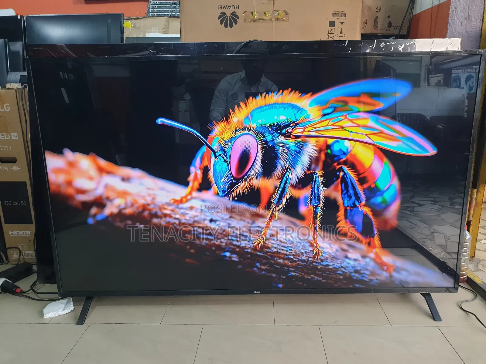 Lg 65"Uhd HDR Smart Satellite Tv