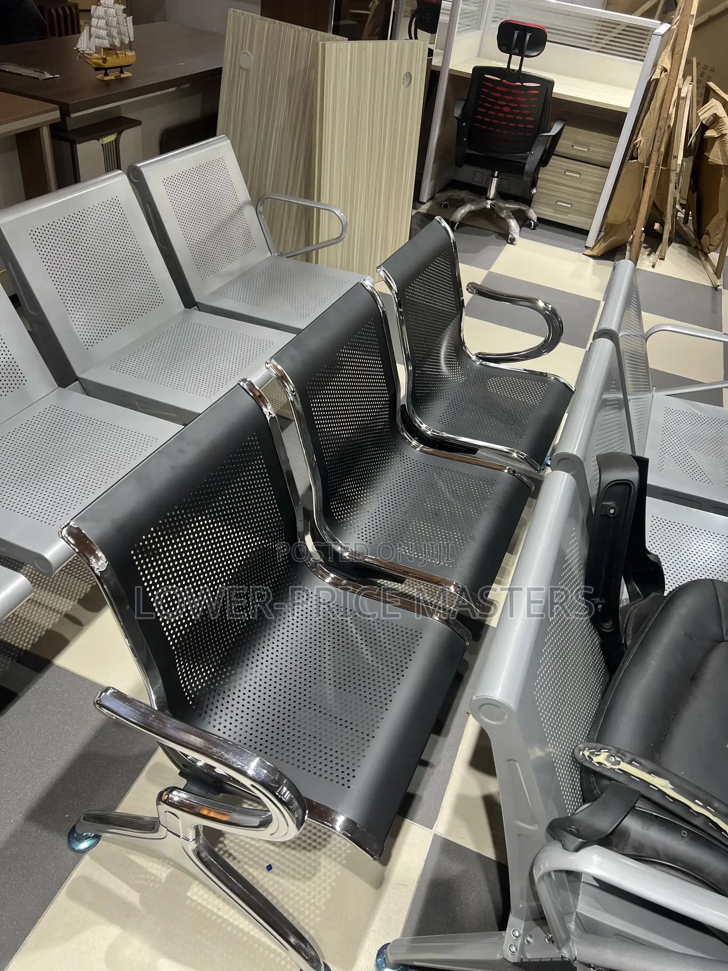 Modern 3 in 1 Waiting Chair