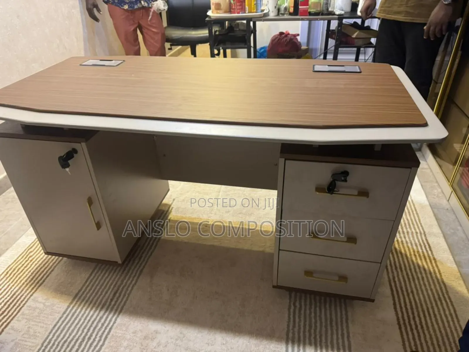 Masters Choice Office Table