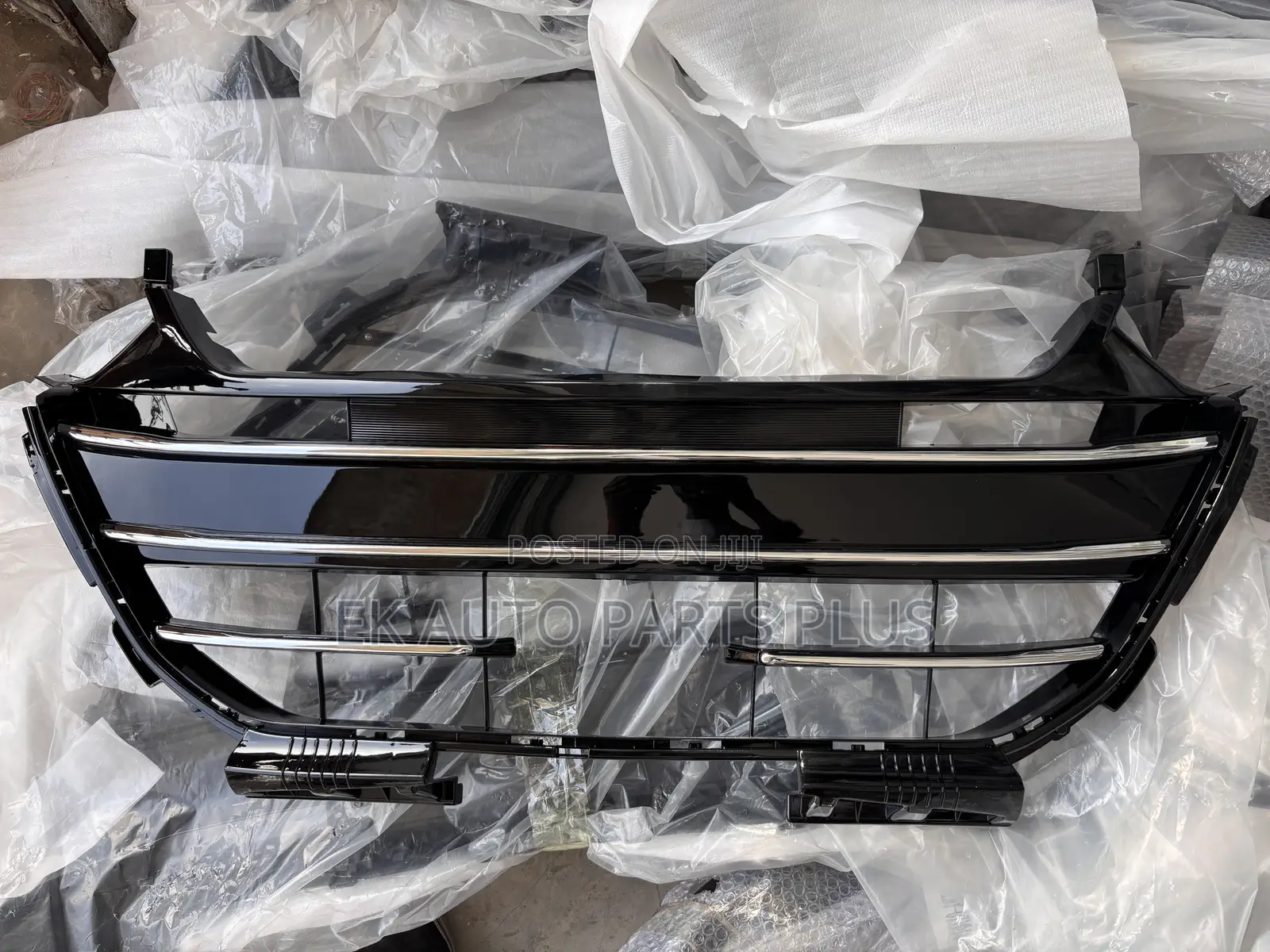 Honda Accord Front Grille/Shells 2018 2019 2020 2021
