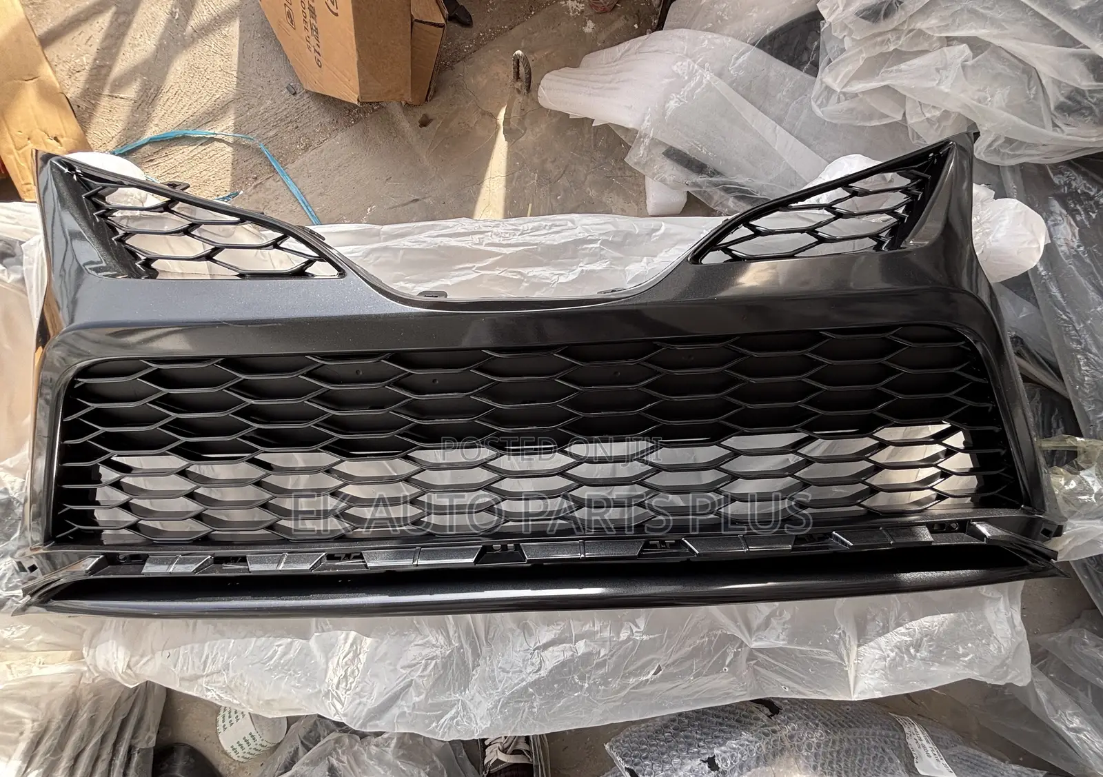 Toyota Camry Front Grille/Shells 2022 2023