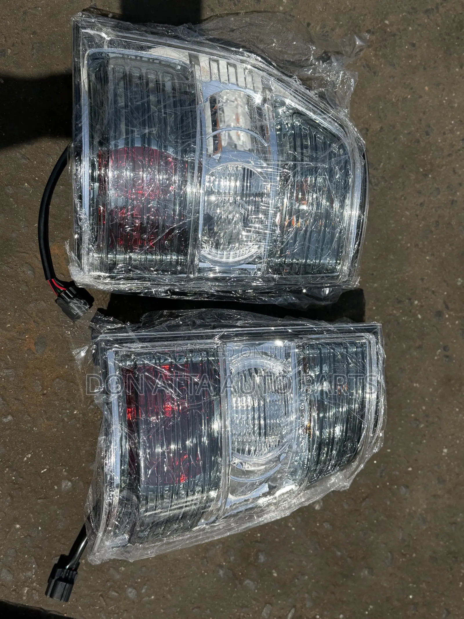 Mitsubishi Pajero 2016 Tail Light