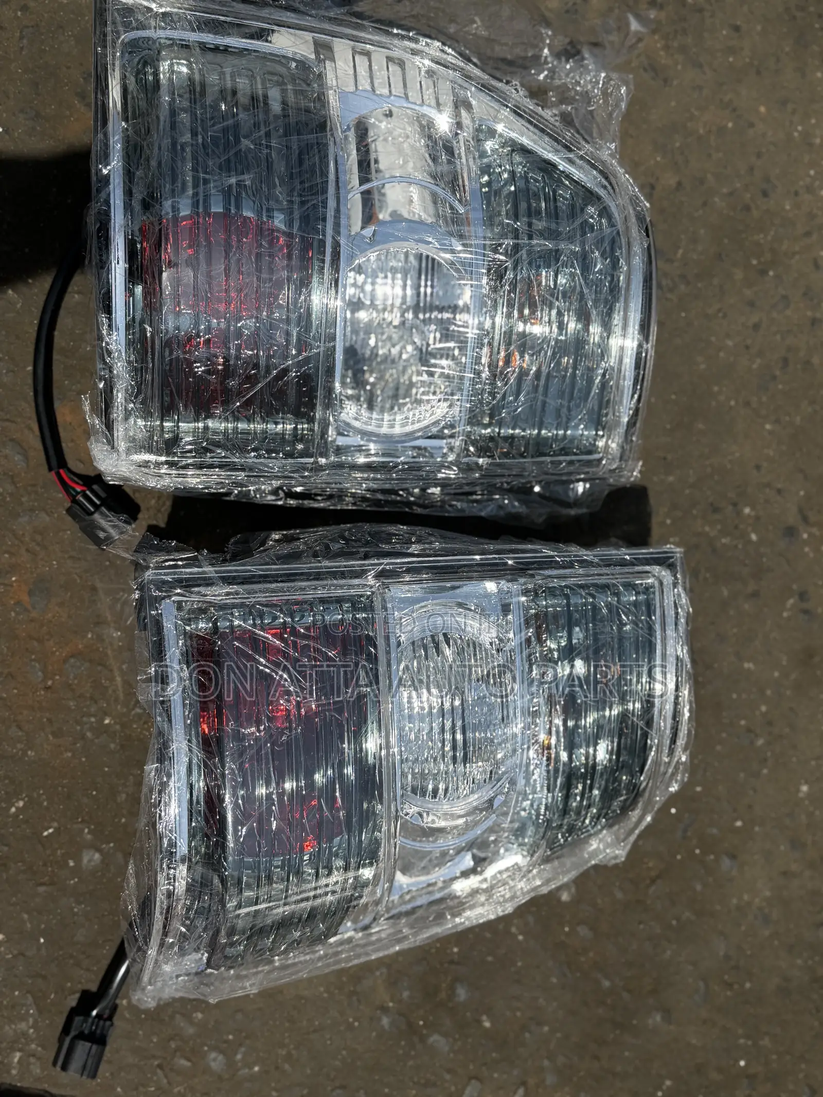 Mitsubishi Pajero 2016 Tail Light