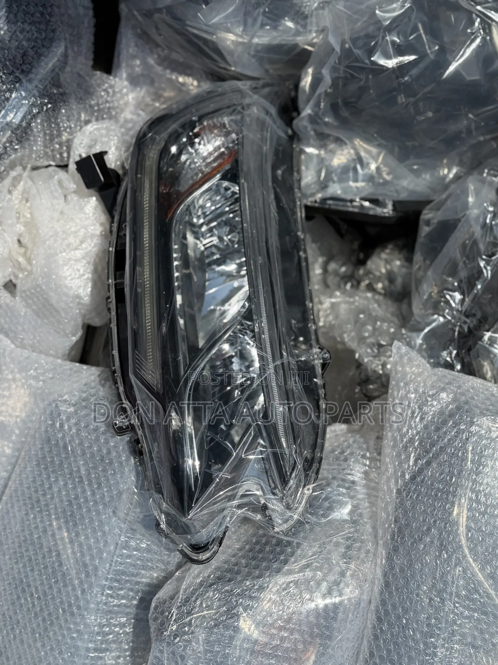 Honda CRV 2017 Head Light
