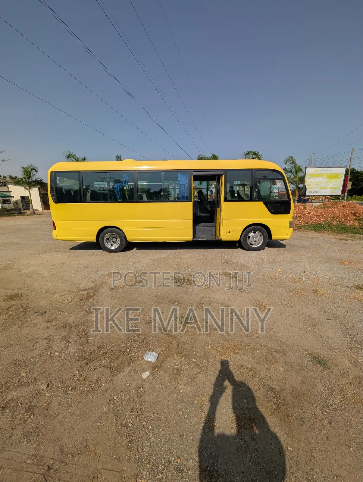 Hyundai County 2012 Yellow