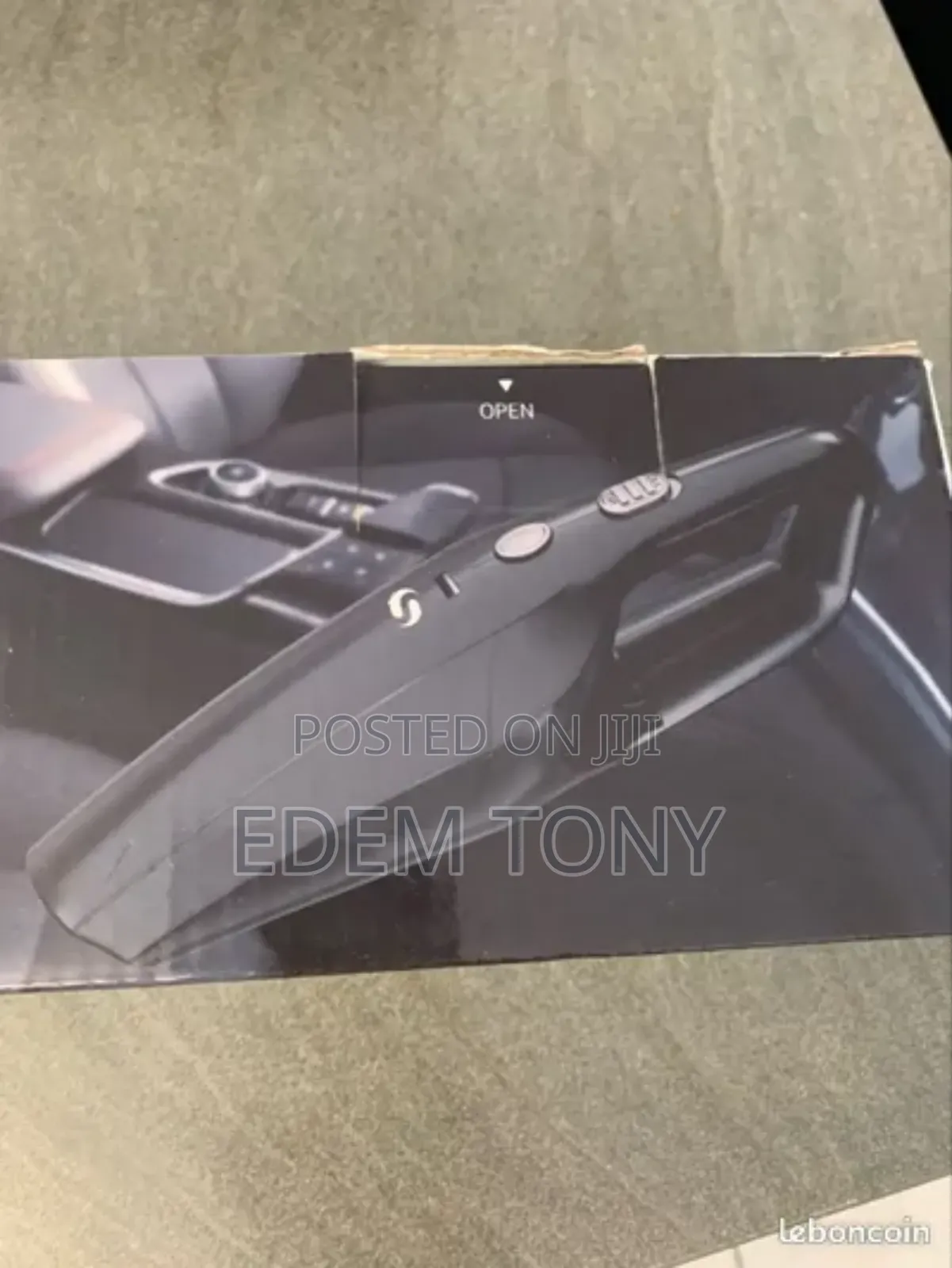Servomaster Car Vacuum Cleaner