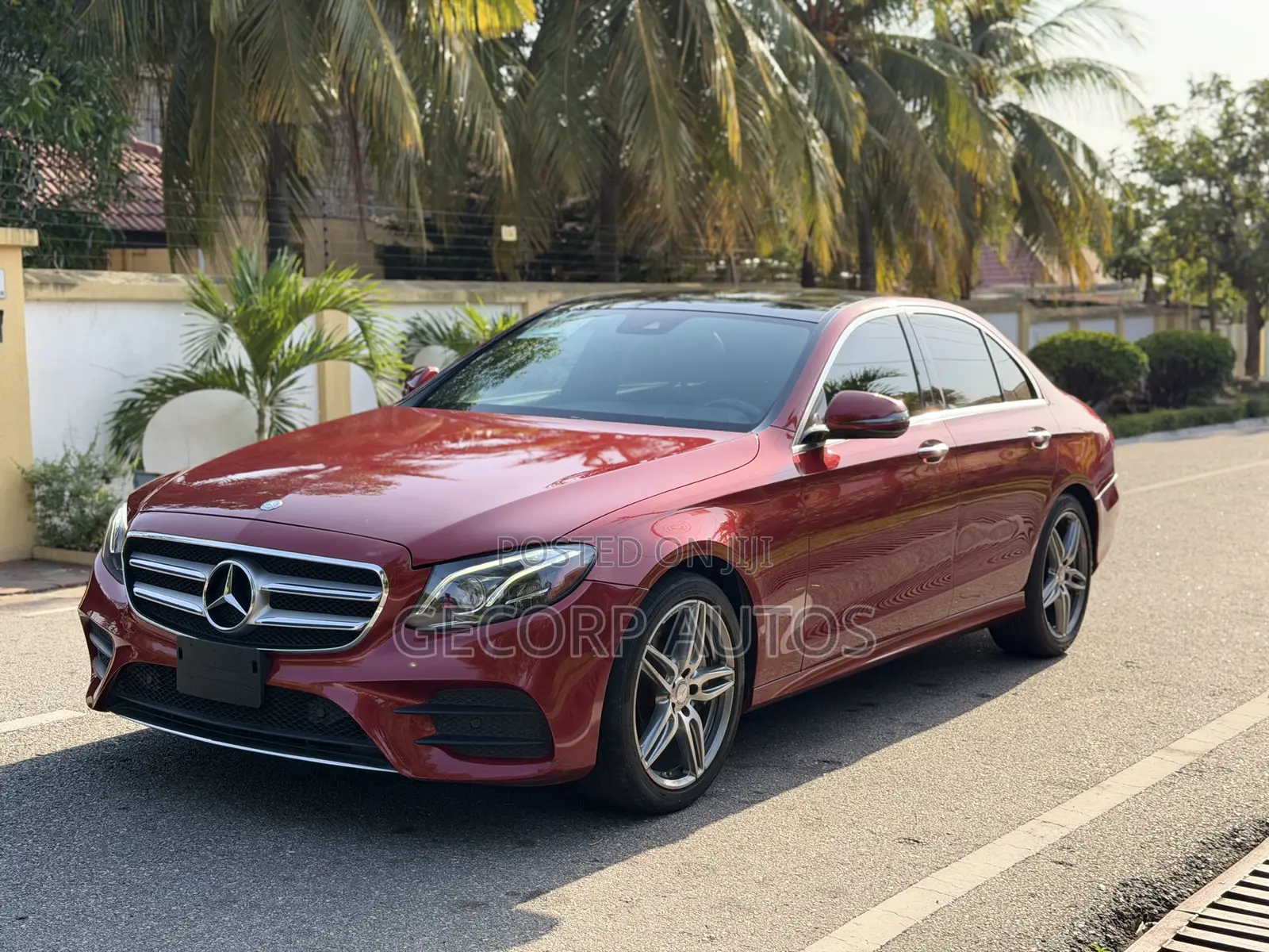 Mercedes-Benz E300 4Matic AWD Sedan (2.0L 4cyl 9A) 2017 Burgundy