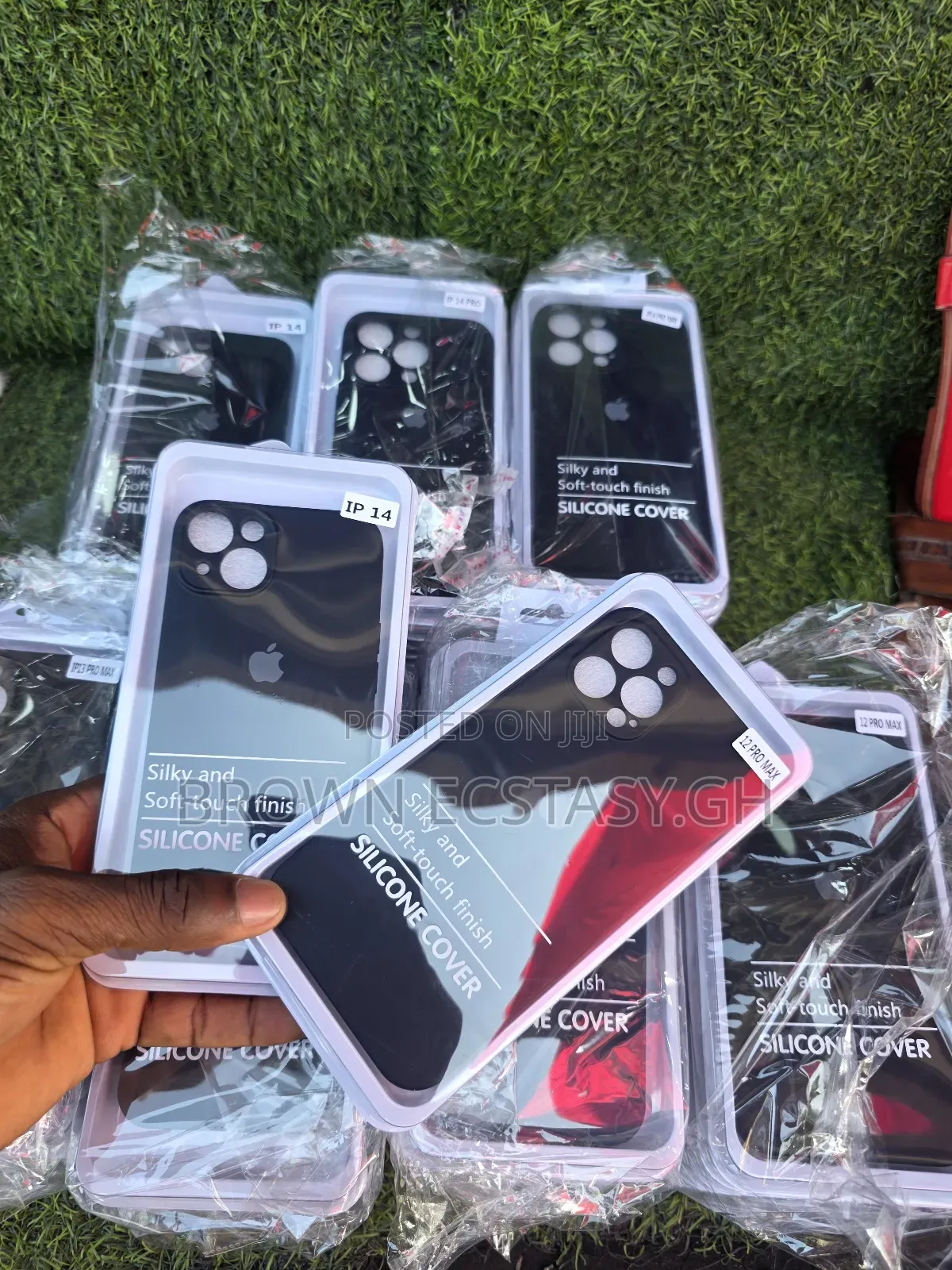 iPhone 12/13/14/15/16 Pro and Pro Max Silicone Case