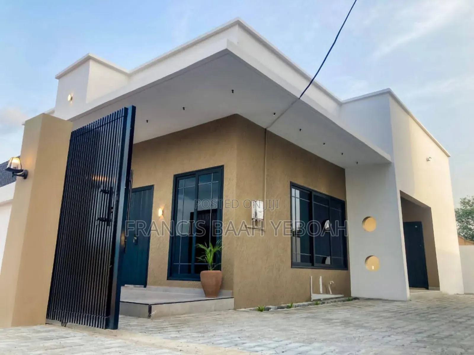 2bdrm Duplex in Shining Star Real, Accra Metropolitan for sale
