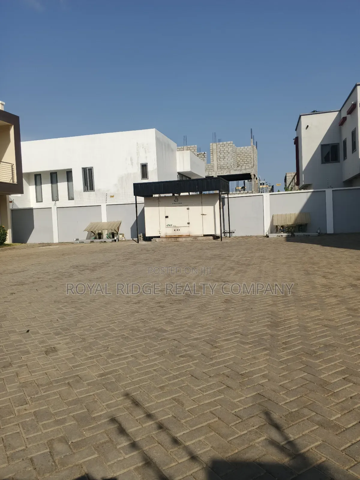 Furnished 3bdrm Townhouse / Terrace for rent