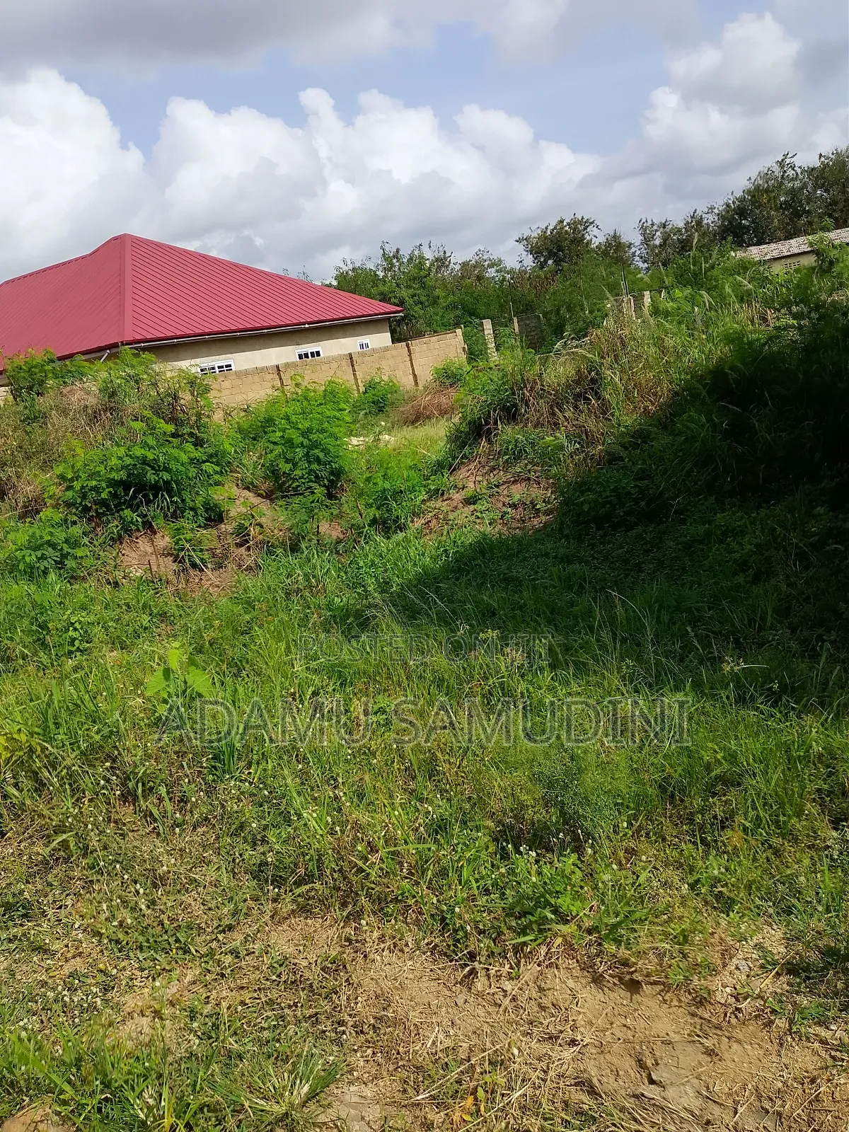 Land Close to Obakrowa Government School for Sale