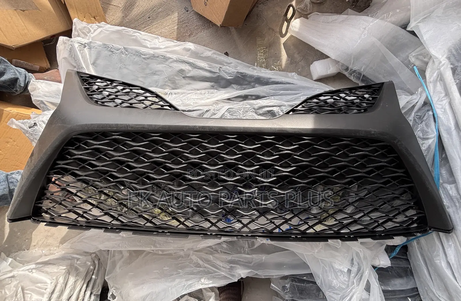Toyota Camry Front Bumper Grille/Shells 2018 2019 2020 2021