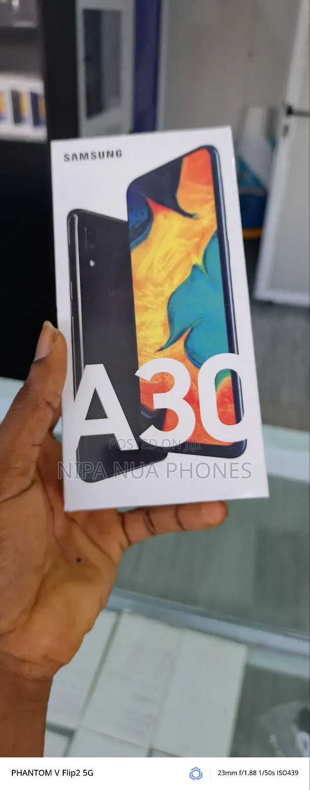 New Samsung Galaxy A30 64 GB Black