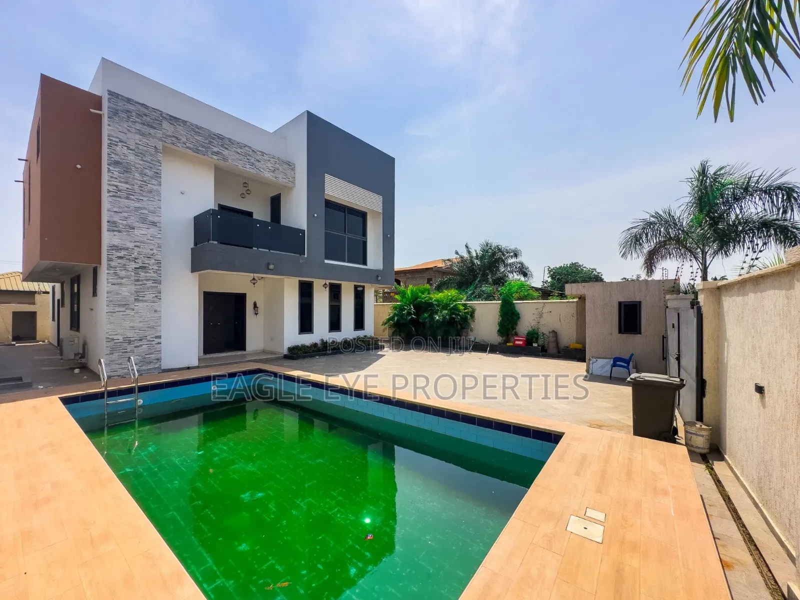 4bdrm House in Nmai-Dzorn for sale