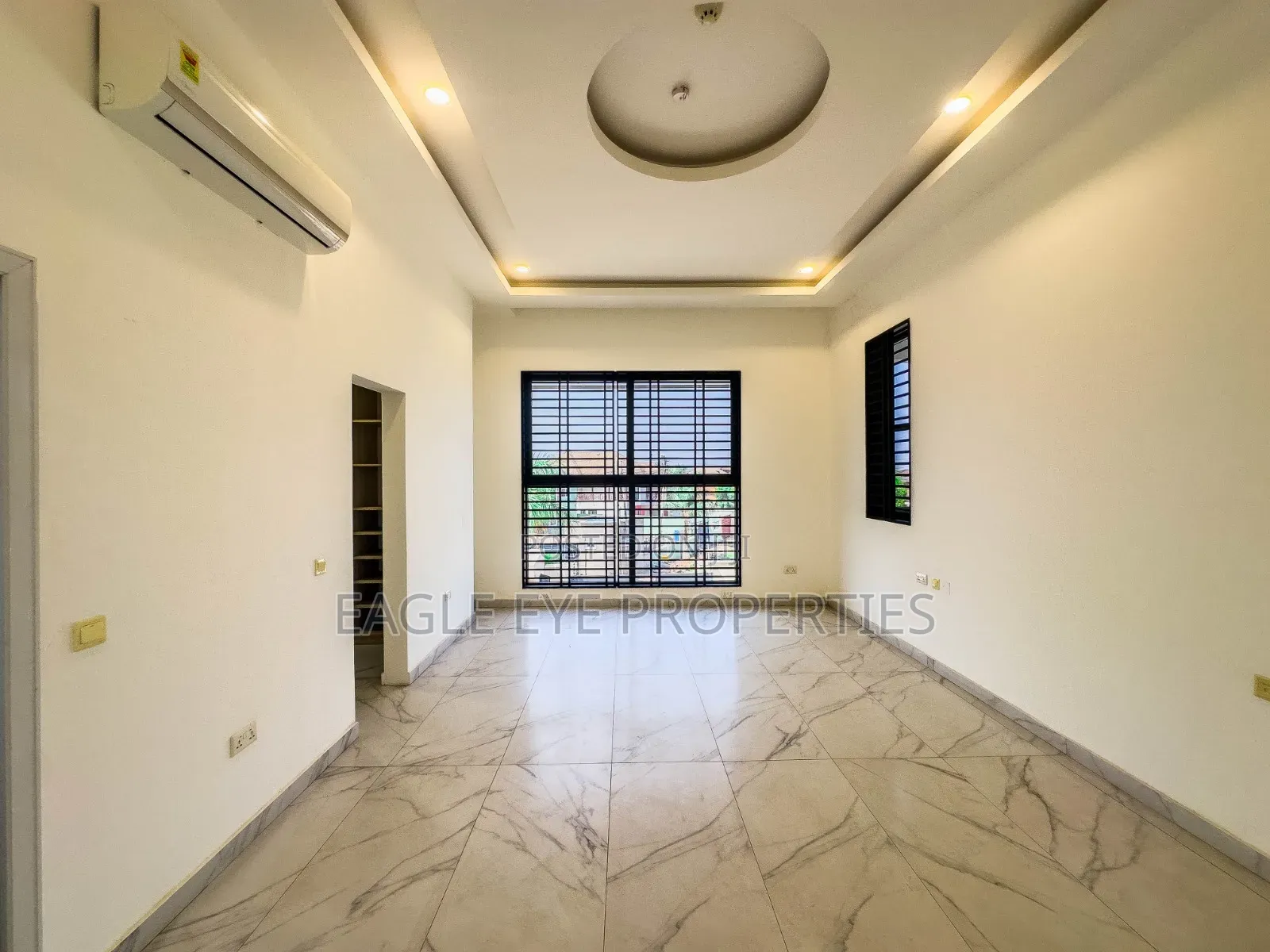 4bdrm House in Nmai-Dzorn for sale