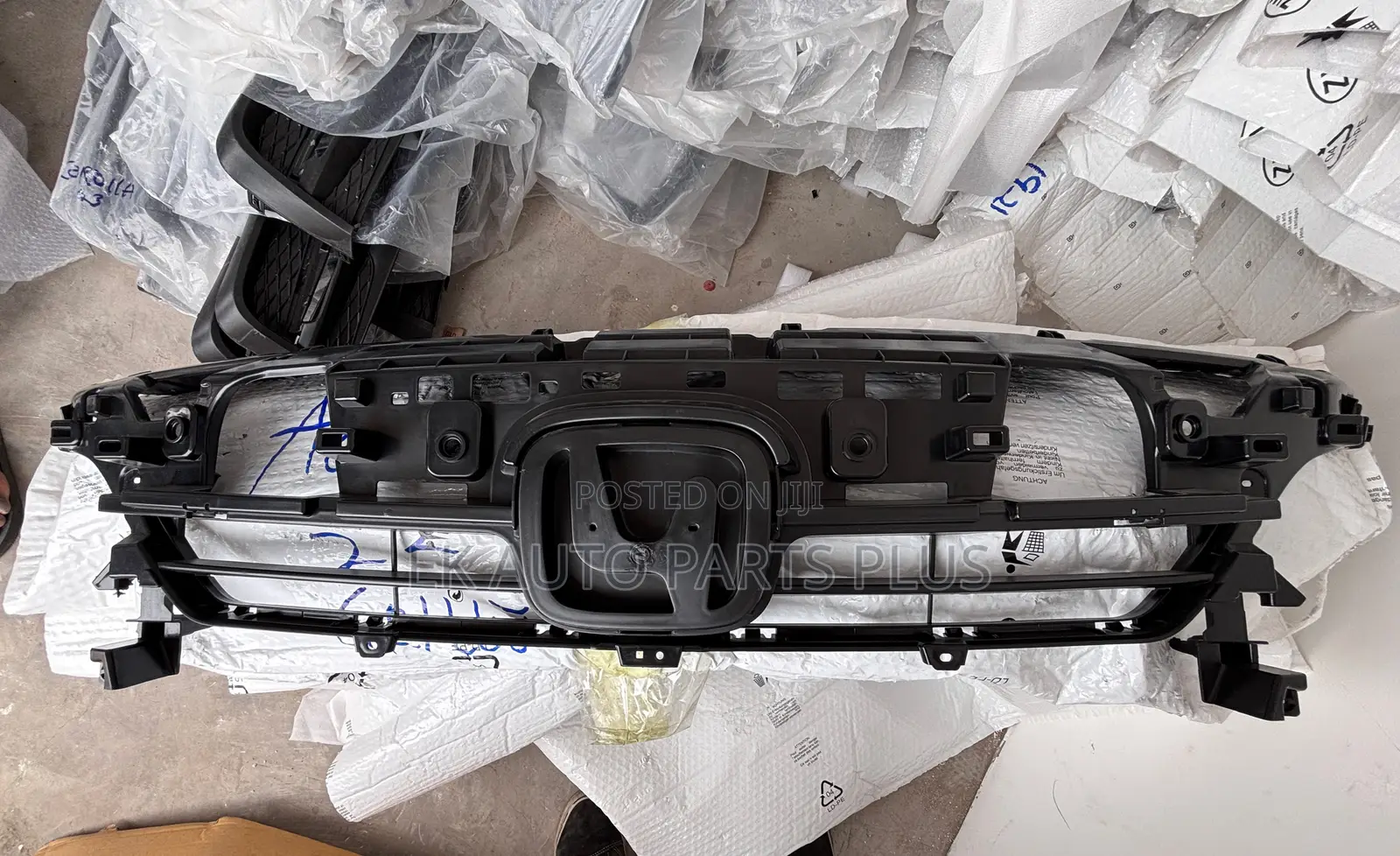 Honda Accord Top Grille/Shells 2021 2022