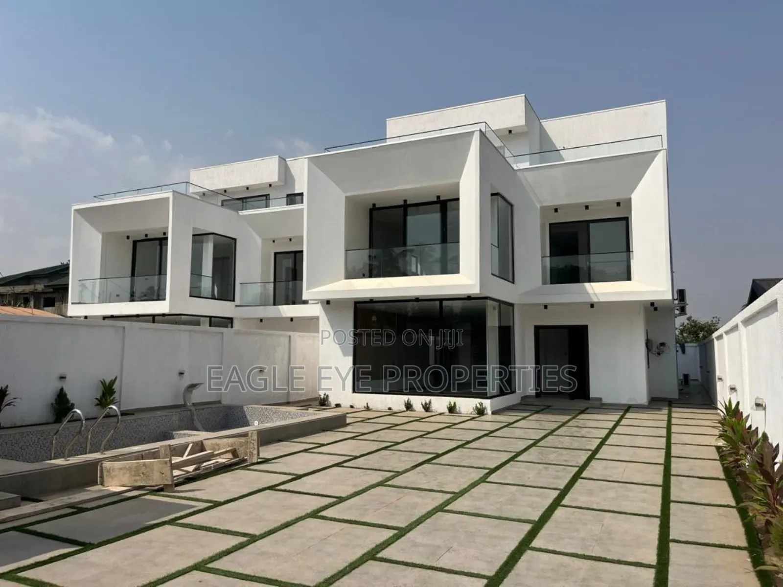 4bdrm House in Little Roses Area for sale