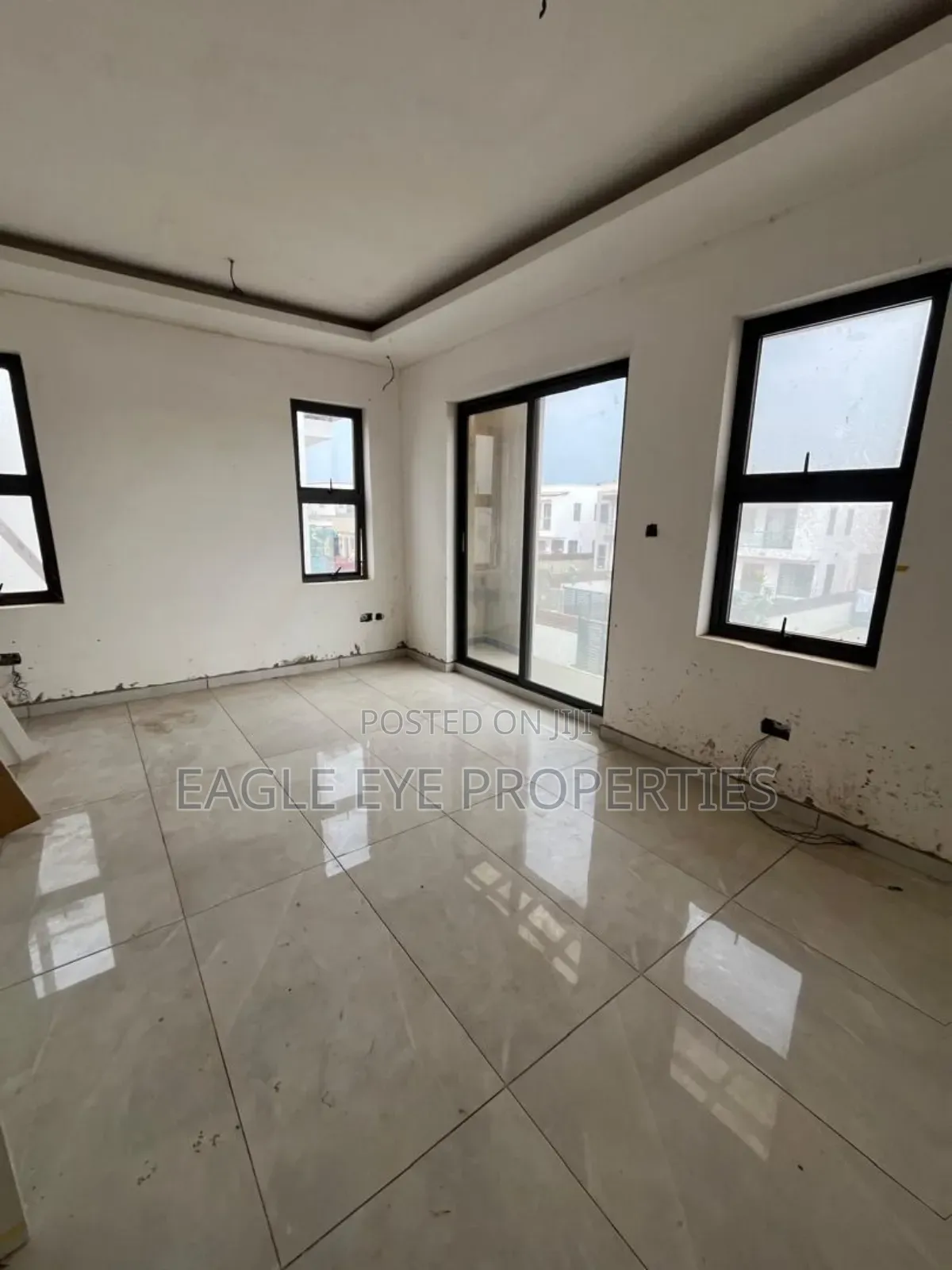 3bdrm House in Nmai-Dzorn for sale