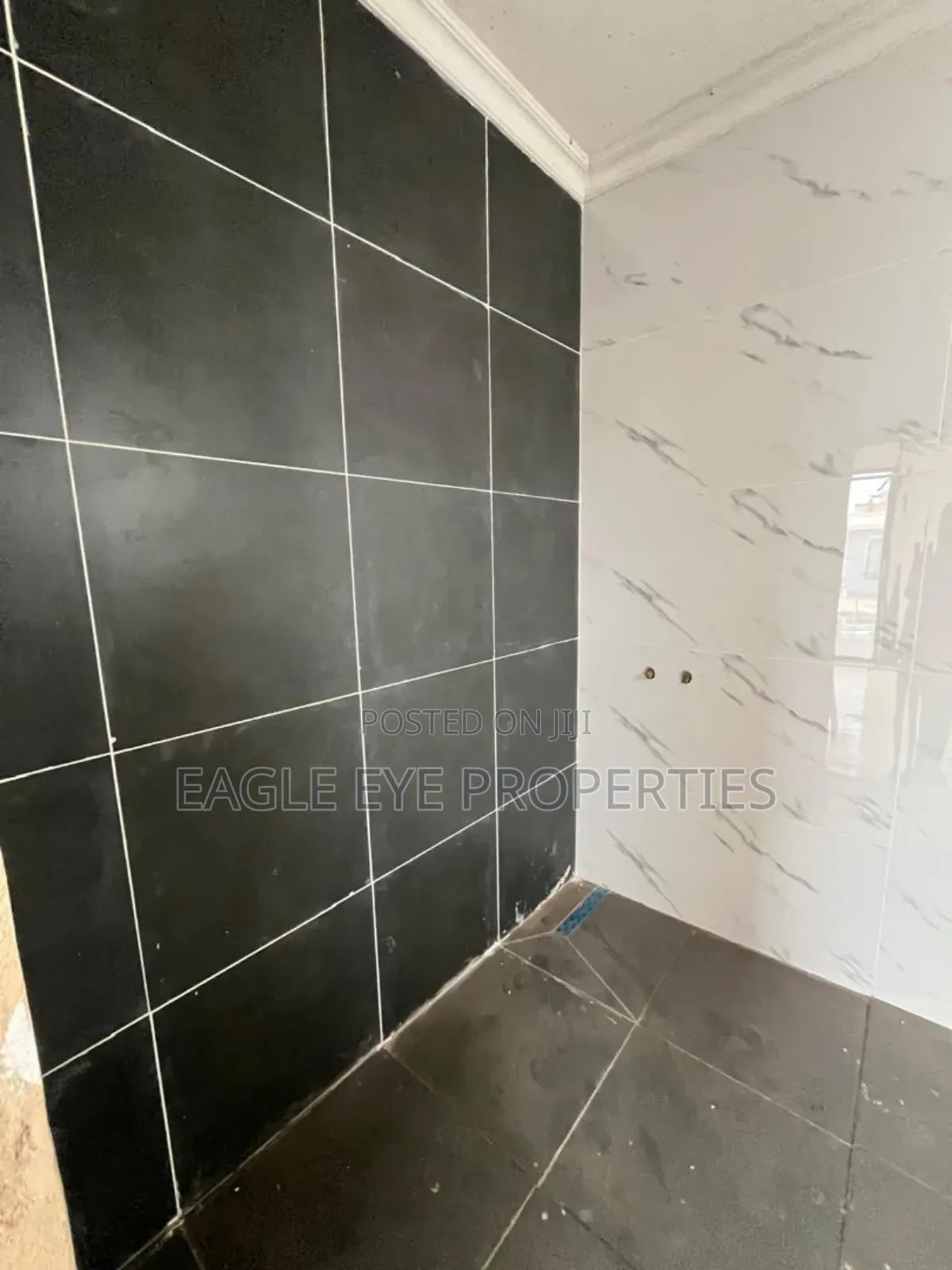 3bdrm House in Nmai-Dzorn for sale