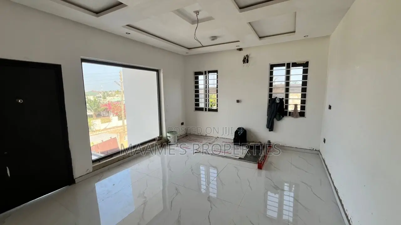 4bdrm Duplex in Tantra Hills for sale