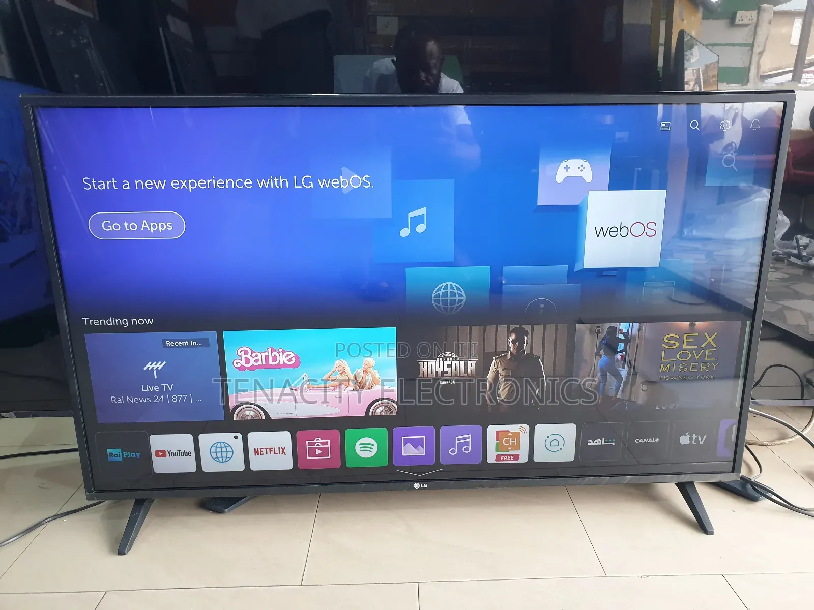 New 43 Lg Uhd Hdr Smart Satellite Tv